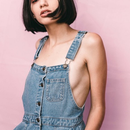 jeanskleider-must-have-im sommer 2019-swanted magazine-fashion-style-denim-jeans-dress